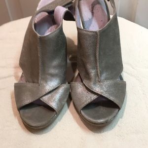 Johnston & Murphy Wedge sandals